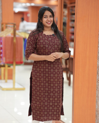 Women's Slitted Ajrak printed Kurti -R264