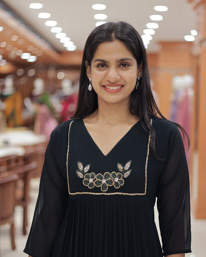 Women's A-line Georgette Kurti - R405