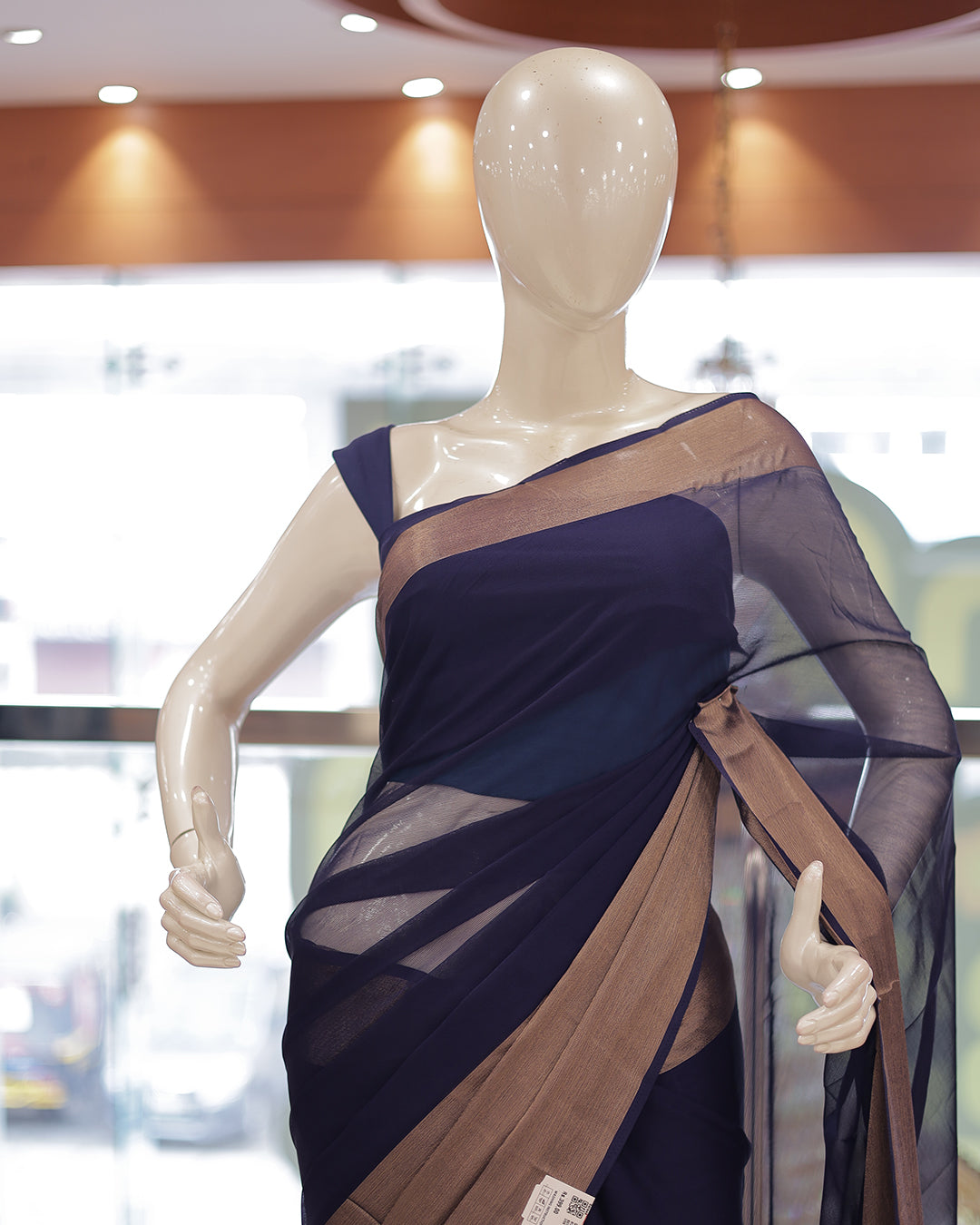Elegant Women’s Chiffon Saree with Antique Border -DS01