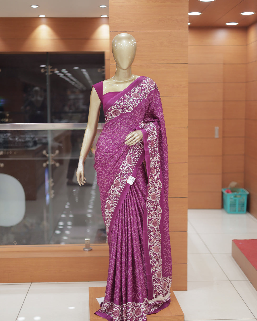 Women's Chiffon Floral Printed Saree -R419(D)