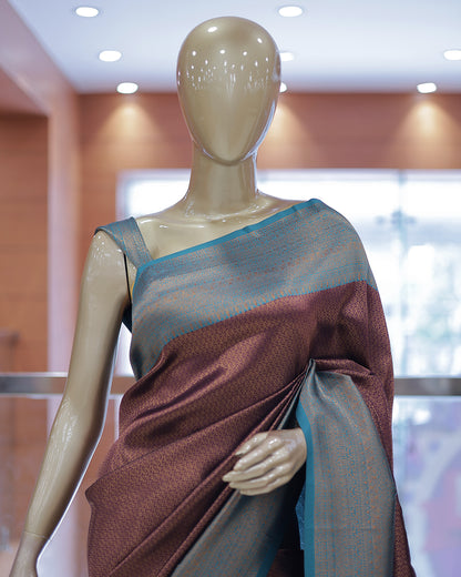 Women's Brocade Saree - R425