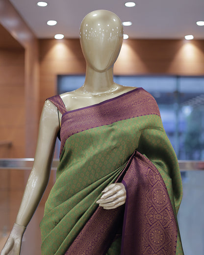 Womens Brocade Silks Saree - R428