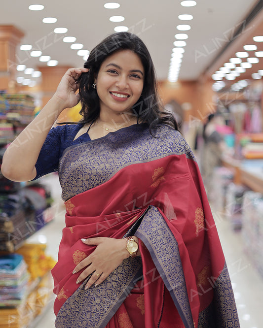 Women's  Saree - R432