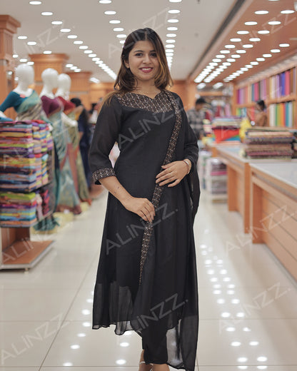 Elegant Vichitra Silk Embroidered Women's 3-Piece Salwar Suitt -R456