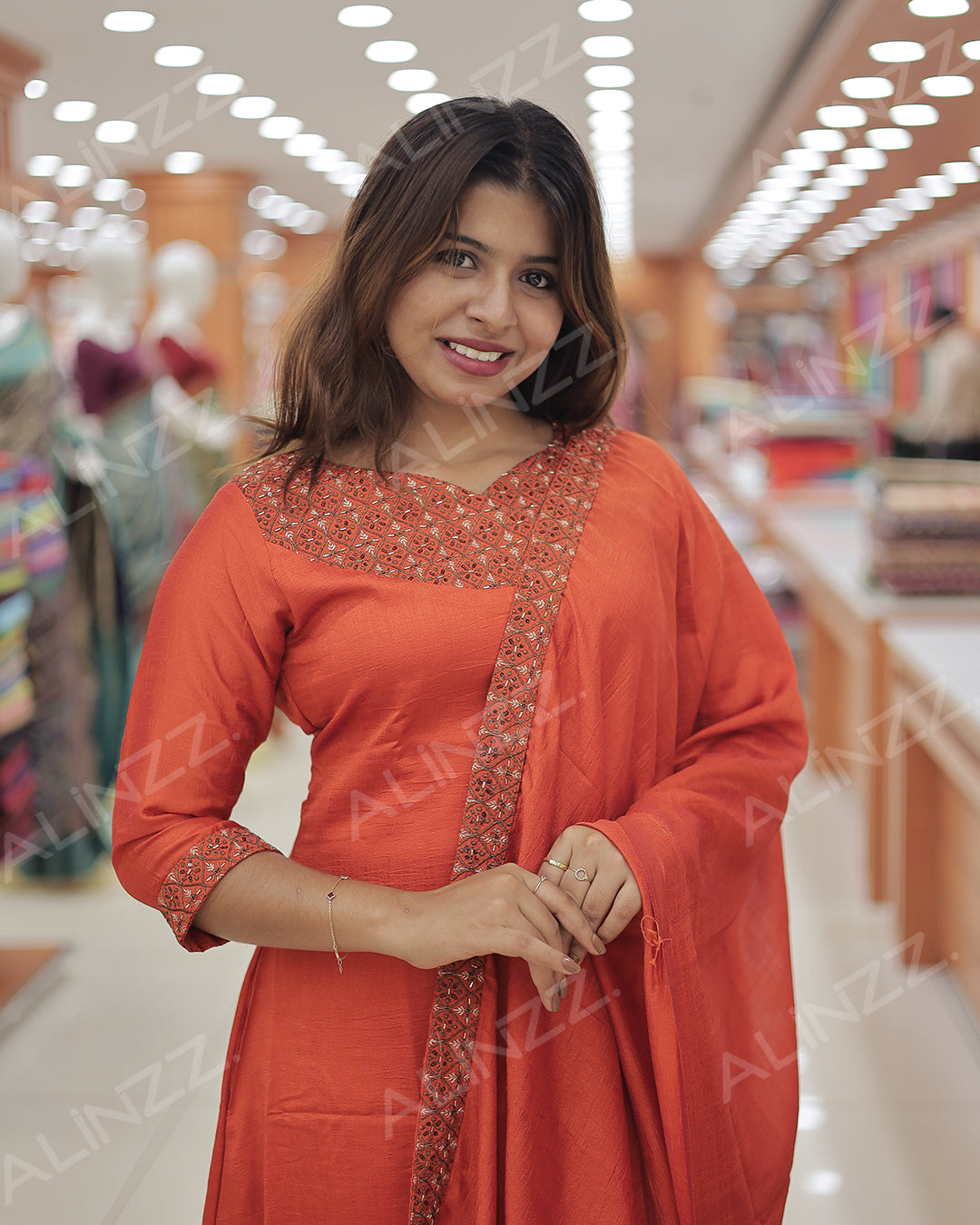 Elegant Vichitra Silk Embroidered Women's 3-Piece Salwar Suitt -R456