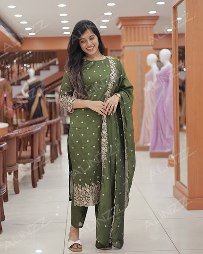 Women's 3-Piece Salwar Suit Set -R457