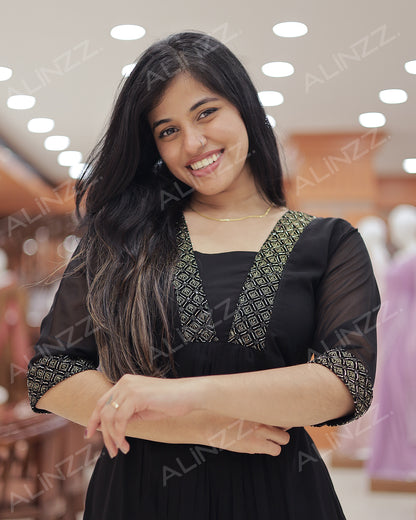 Women's Georgette A-Line Top with V-Neck Patch Work - R468