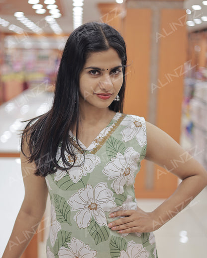 Women’s Sleeveless Floral Print Rayon Kurthi -R479