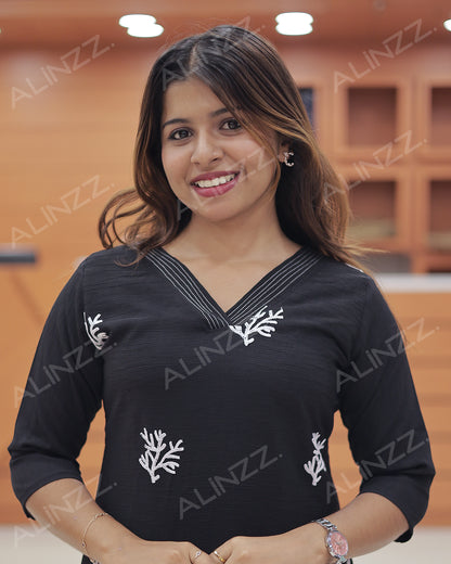 Elegant Imported Fabric Women’s Slitted Kurti -R484