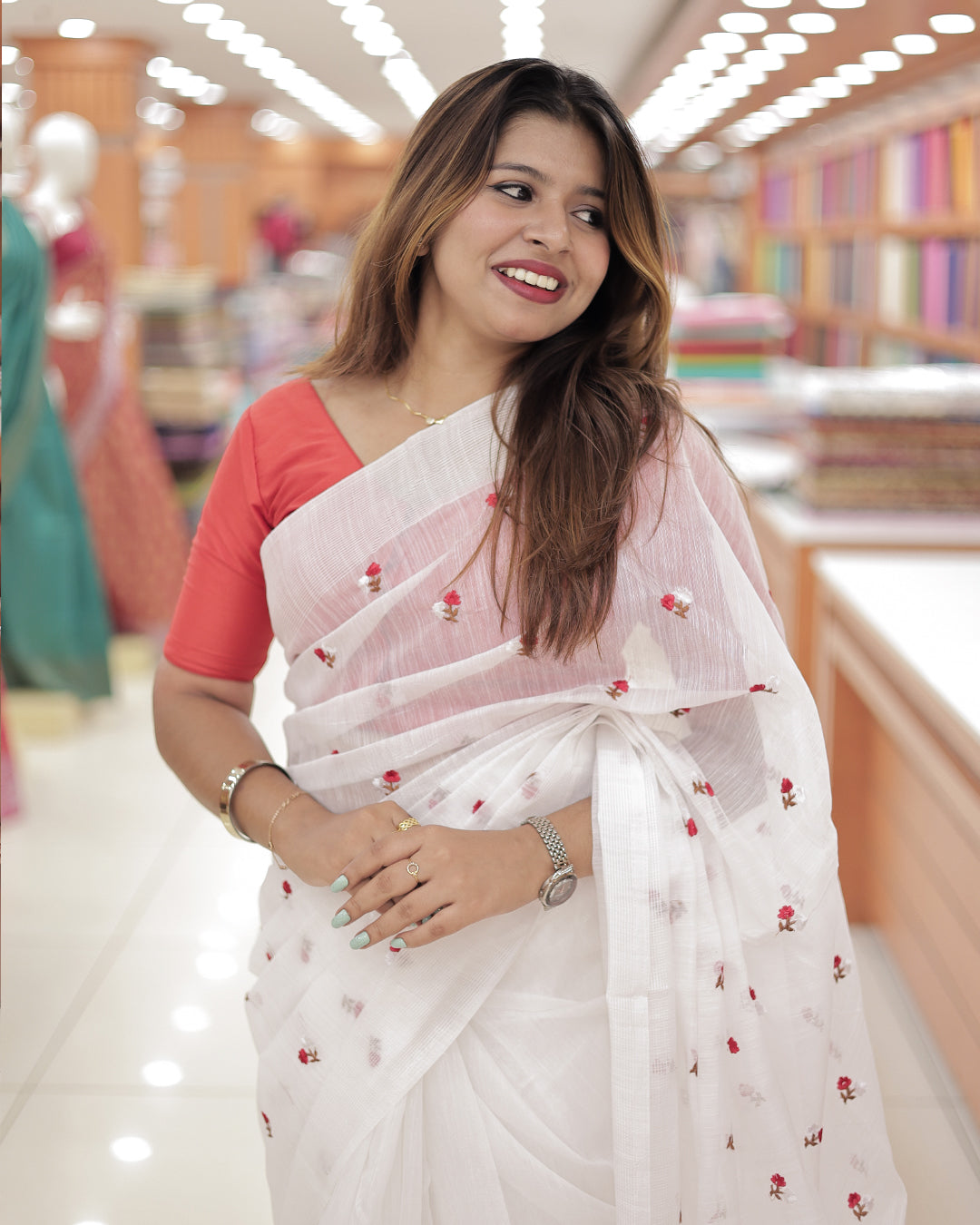 Womens Semi Jute Christmas Special Saree-R505