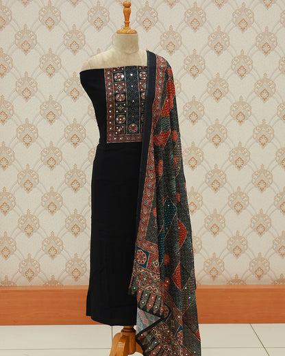 Women's Pakistani Salwar Suit with Chinnon Dupatta - 1277