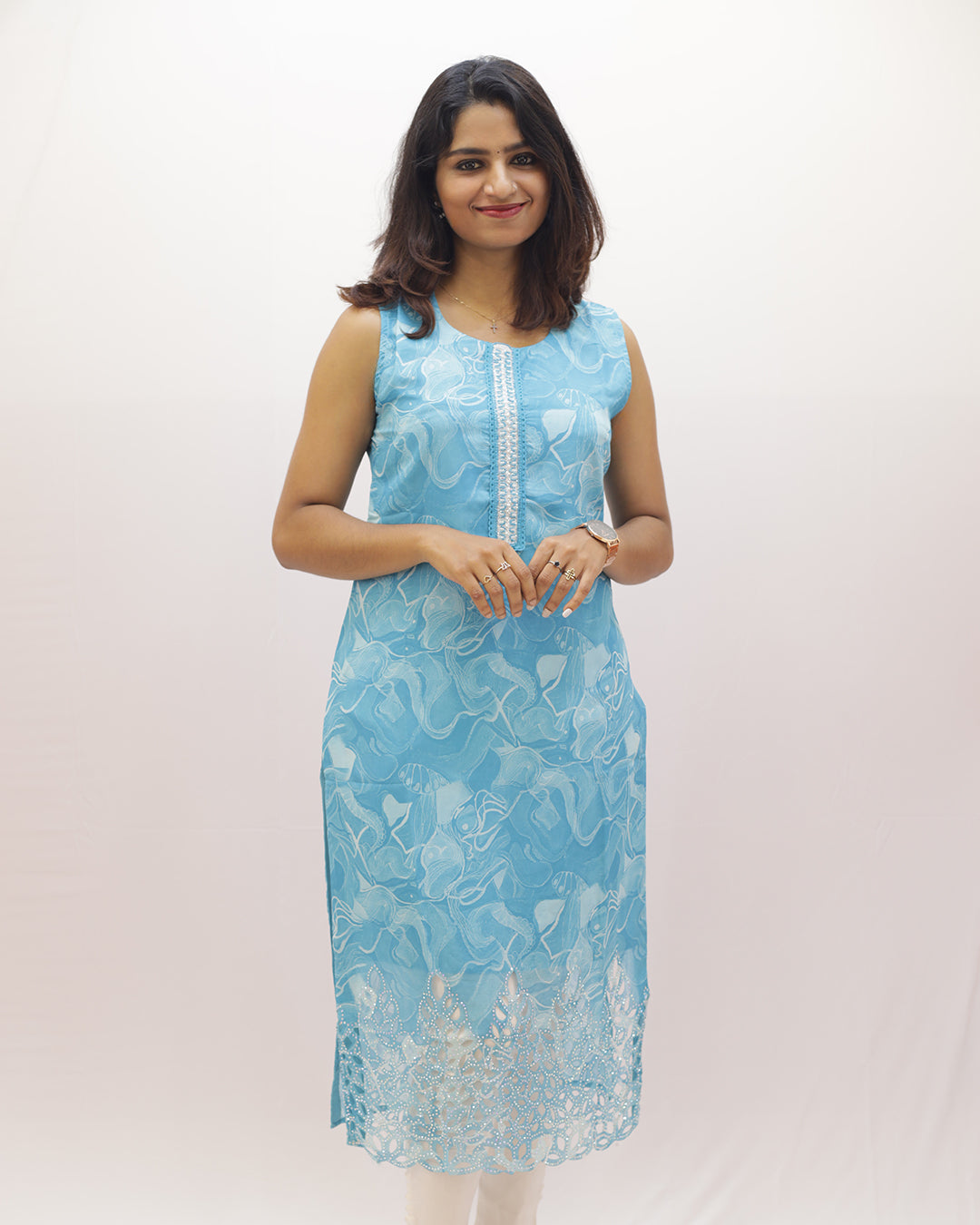 Elegant Sleeveless Slitted Kurthi in Blended Georgette with Dhaman Cutwork-1477