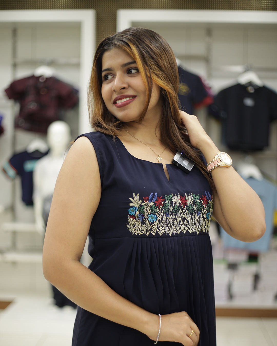 Women's Sleeveless kurthii - G243/1468