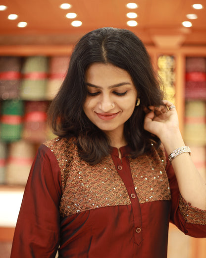 Women's Slited Kurthi- 1260