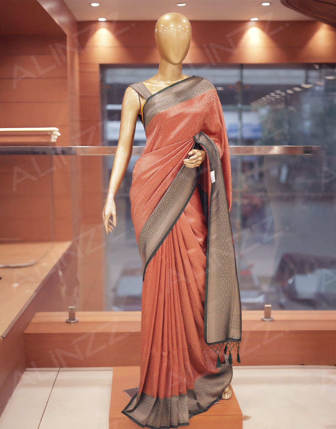 Banarasi Floral Design Saree for Women – R507