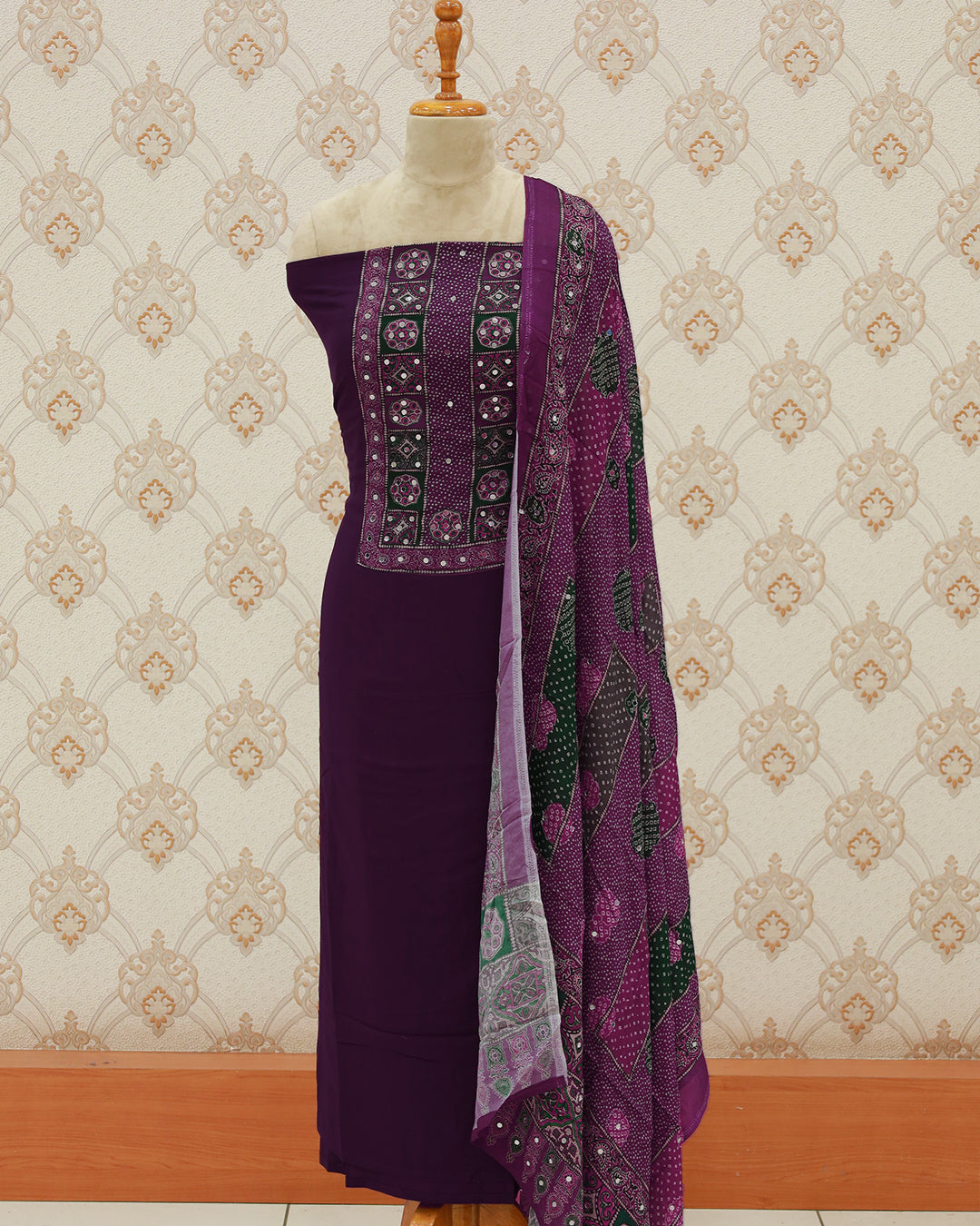 Women's Pakistani Salwar Suit with Chinnon Dupatta - 1277